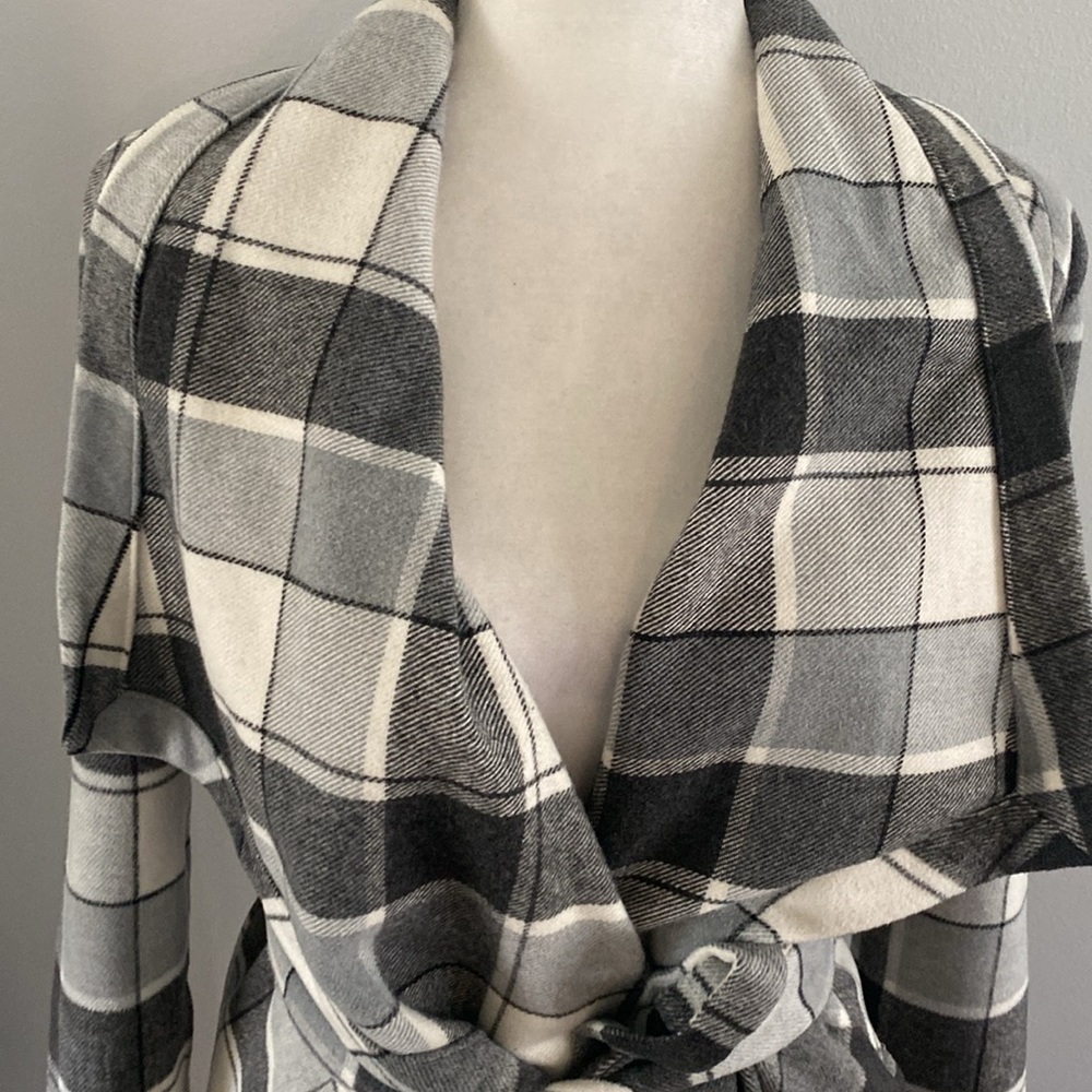Matilda Jane cozy jacket wrap size XS/SM - Picture 2 of 9